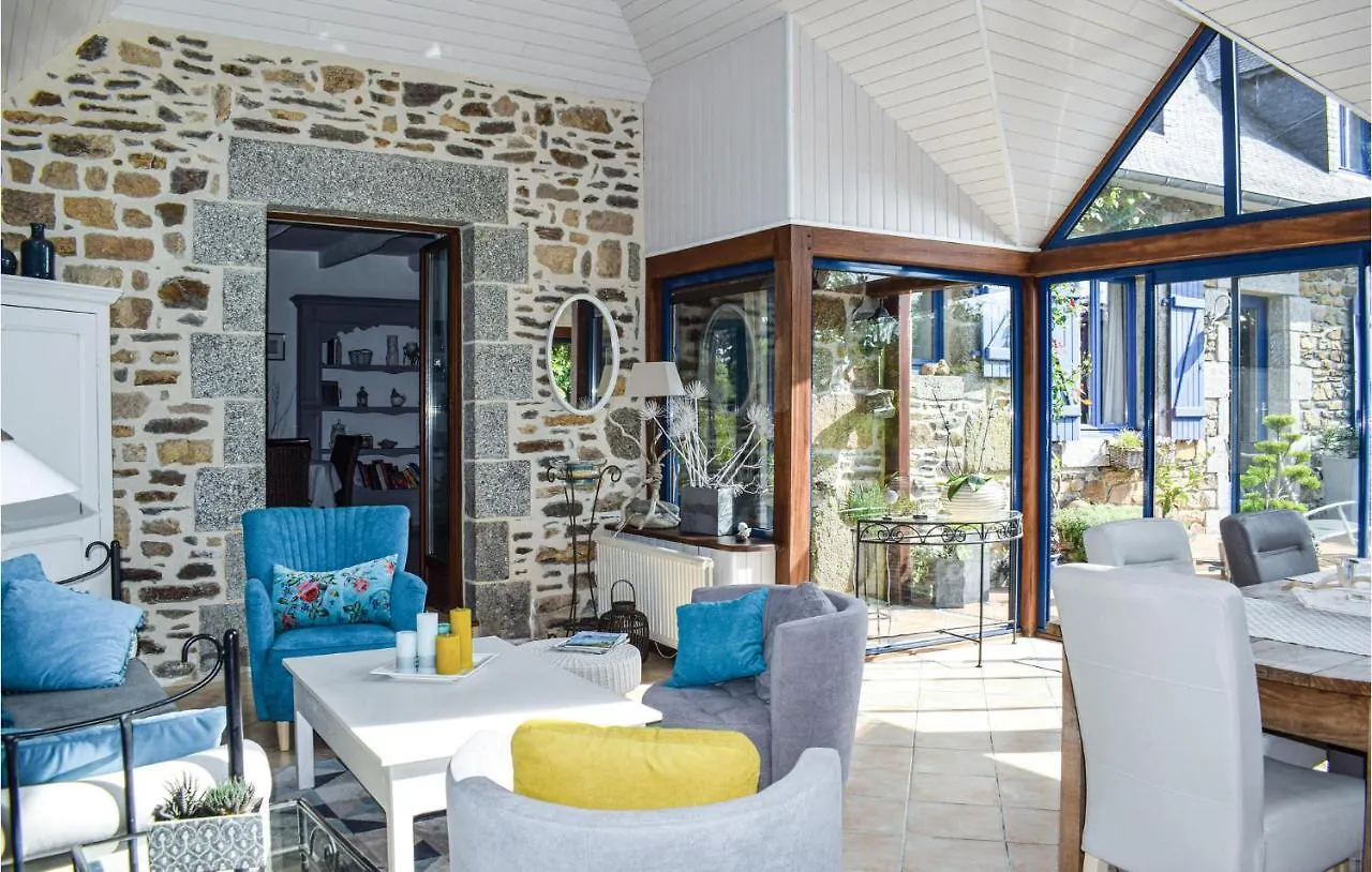 Cozy Home In Trezelan-Begard With Kitchen Дом отдыха Trezelan